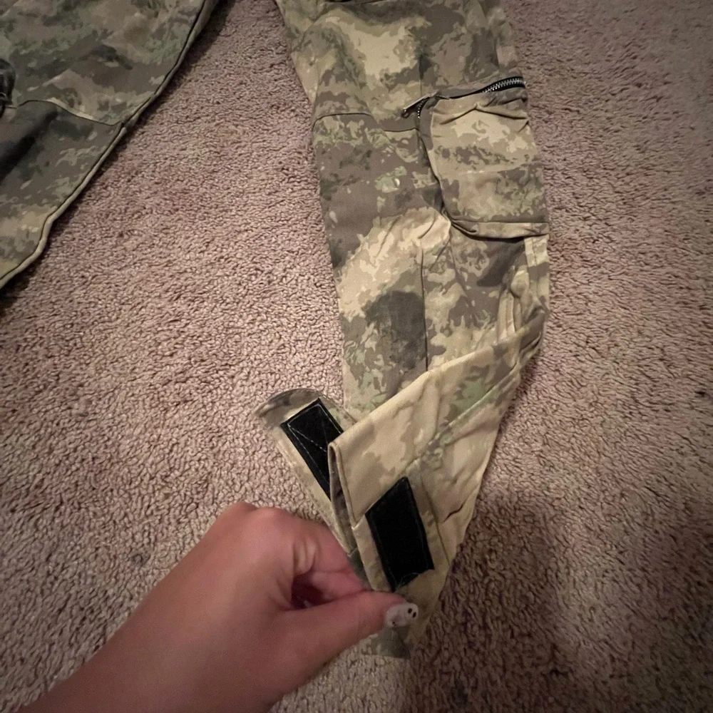 Camo cargo pants - Picture 4 of 6